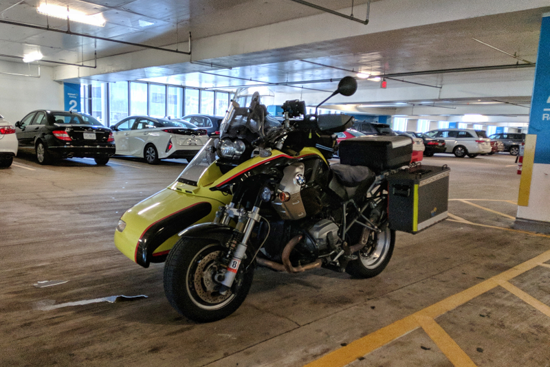 Illustration for article titled This motorcycle sidecar has an NA Miata marker light and half of a Honda EG Civic taillight